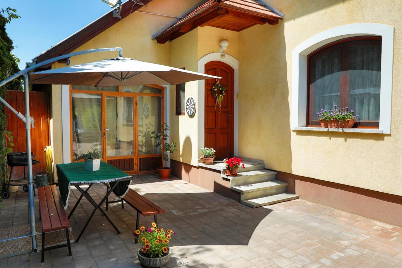Apartman Fuzfa Balatonmáriafürdő Esterno foto